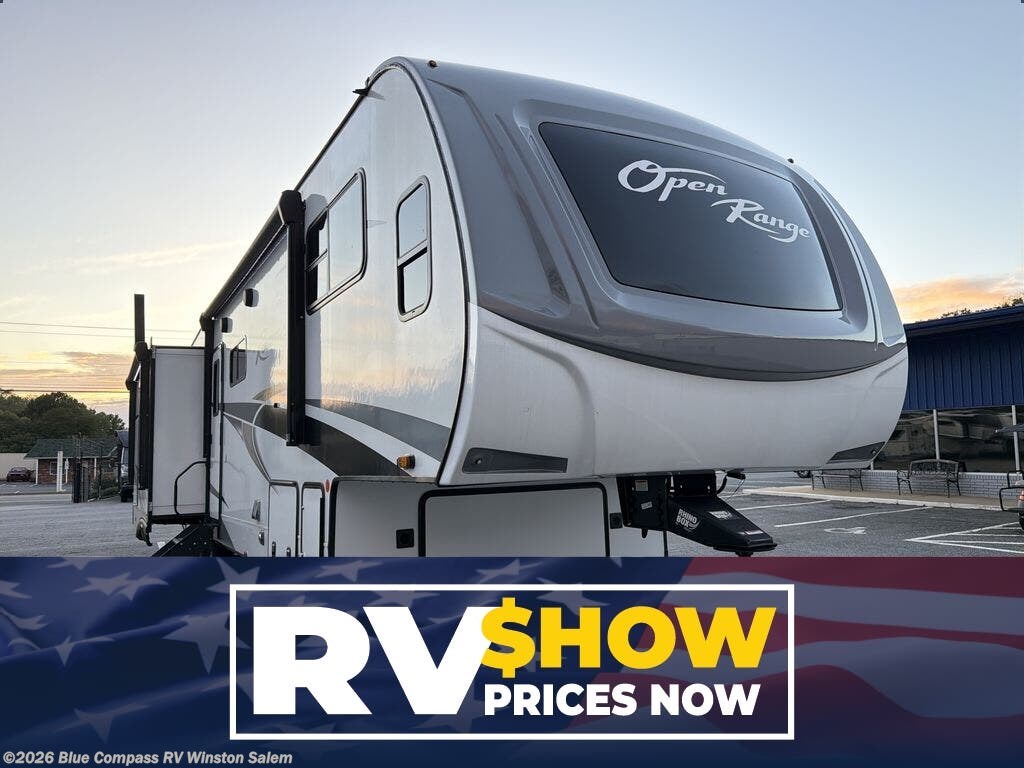 Used 2022 Highland Ridge  Roamer RF354MBH available in Rural Hall, North Carolina