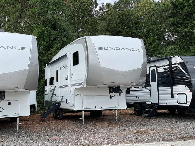 New 2026 Heartland Sundance XLT 24ML available in Raleigh, North Carolina