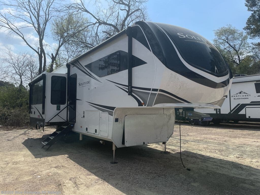New 2026 Grand Design Solitude 310GK available in Raleigh, North Carolina