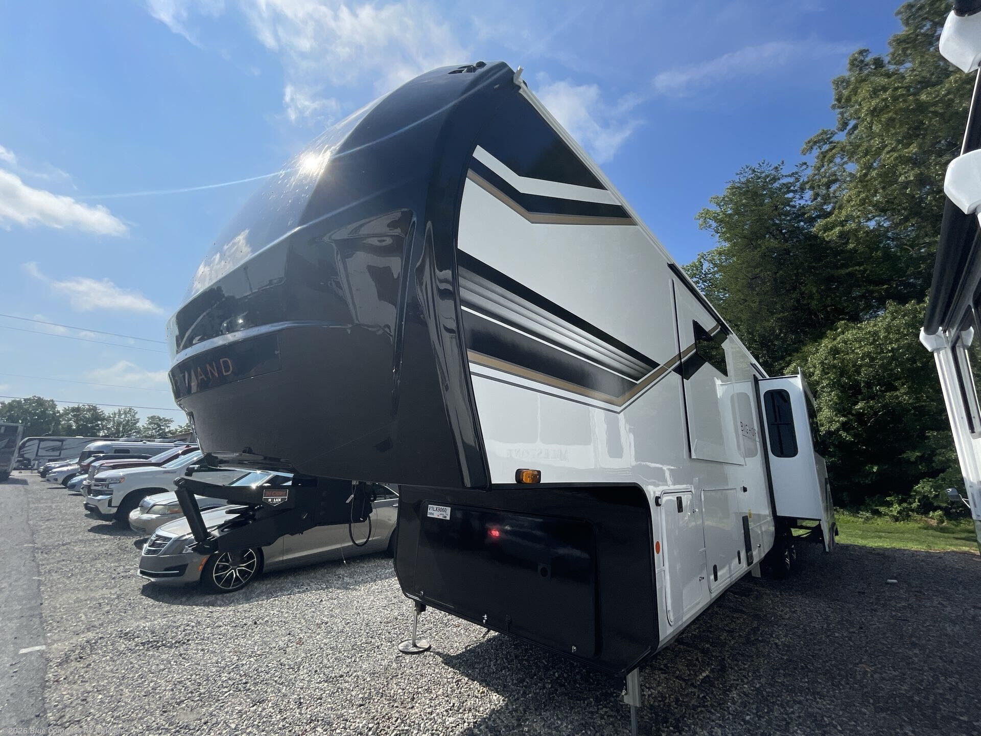 New 2027 Heartland Bighorn 39RK available in Raleigh, North Carolina
