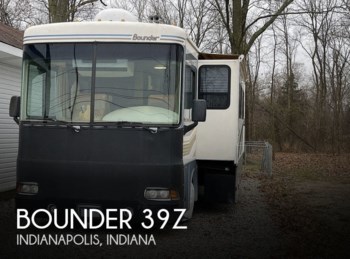 Used 2005 Fleetwood Bounder 39Z available in Indianapolis, Indiana