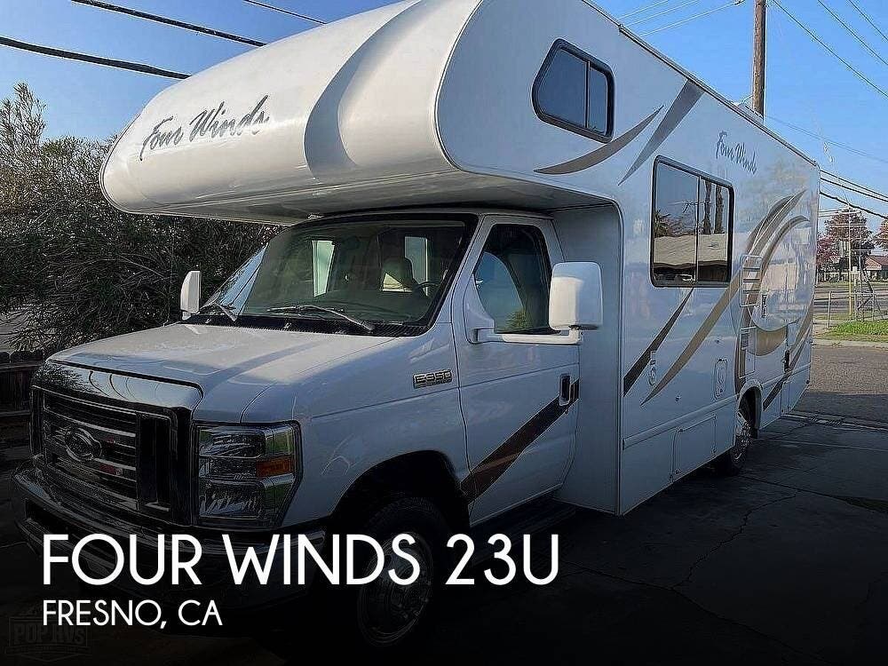 Used 2019  Thor Motor Coach Four Winds 23U by Thor Motor Coach from Pop RVs in Fresno, CA