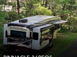 Used 2013 Jayco Pinnacle 36REQS available in Roscoe, New York