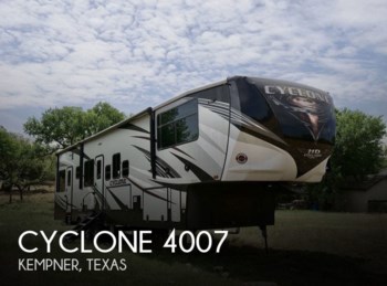 Used 2019 Heartland Cyclone 4007 available in Kempner, Texas