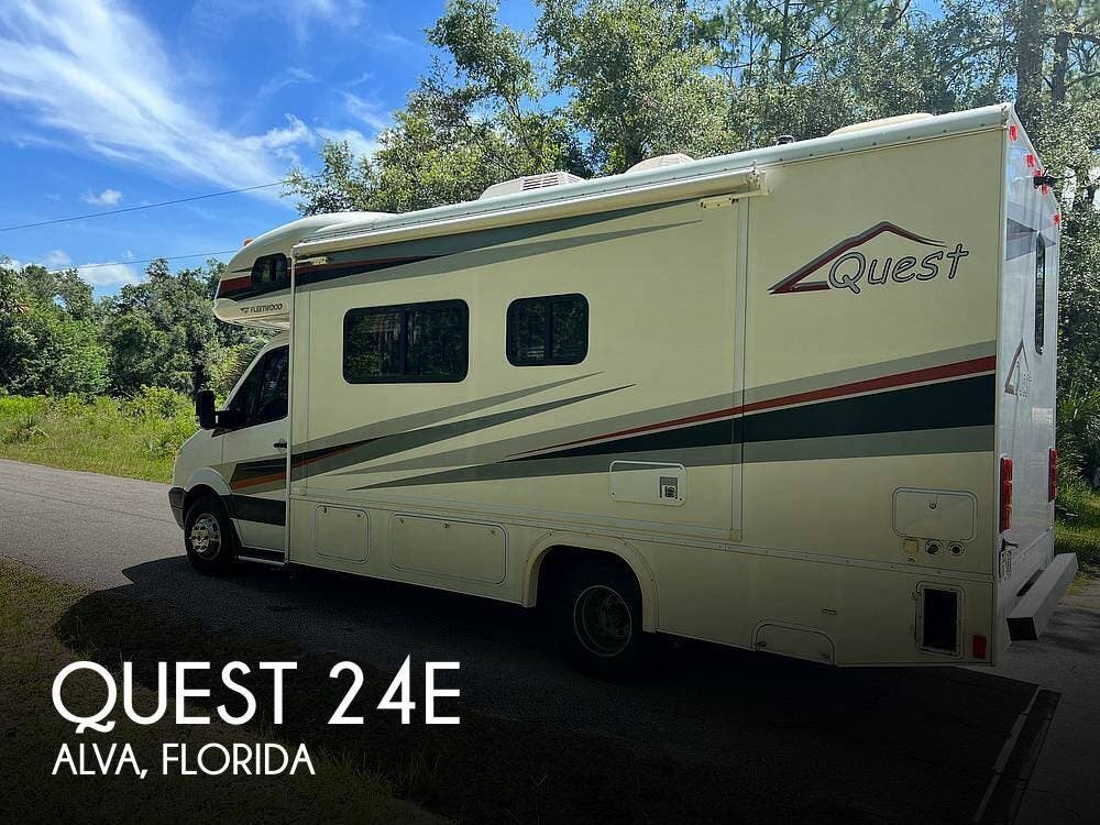 Used 2010 Fleetwood Quest 24E available in Alva, Florida