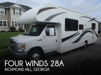 Used 2014 Thor Motor Coach Four Winds 28A available in Richmond Hill, Georgia