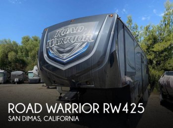 Used 2016 Heartland Road Warrior RW425 available in San Dimas, California