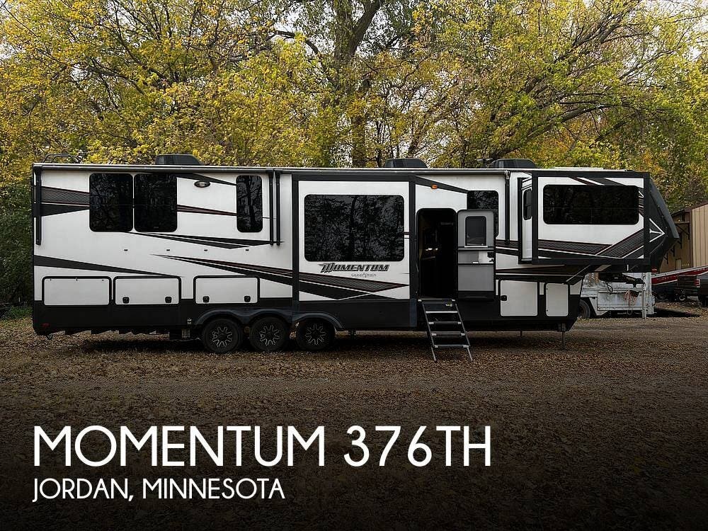 Used 2018 Grand Design Momentum 376TH available in Jordan, Minnesota