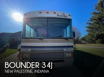 Used 1998 Fleetwood Bounder 34J available in New Palestine, Indiana