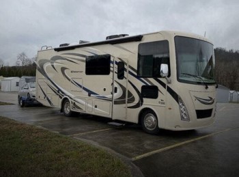 Used 2018 Thor Motor Coach Windsport 29M available in Tampa, Florida