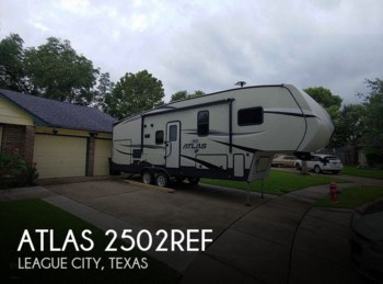 Used 2019 Dutchmen Atlas 2502REF available in League City, Texas