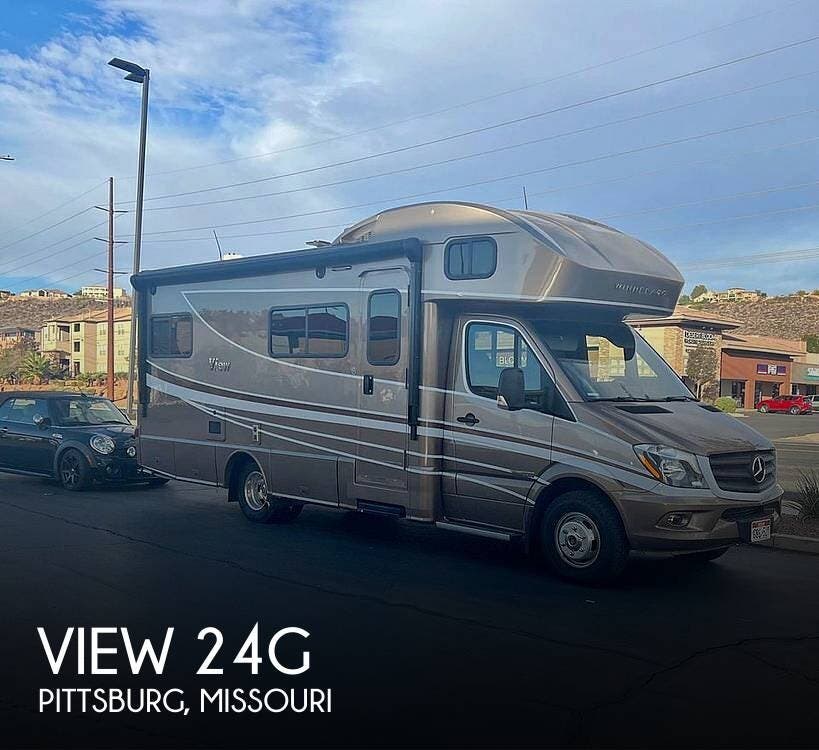 Used 2017 Winnebago View 24G available in Pittsburg, Missouri
