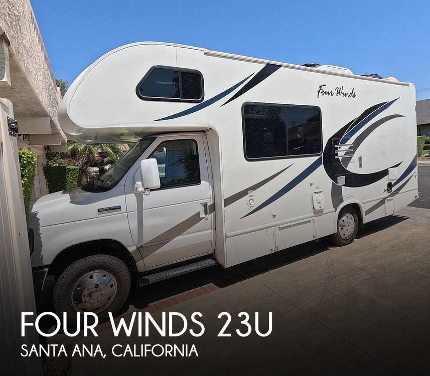 Used 2019  Thor Motor Coach Four Winds 23U by Thor Motor Coach from Pop RVs in Santa Ana, CA