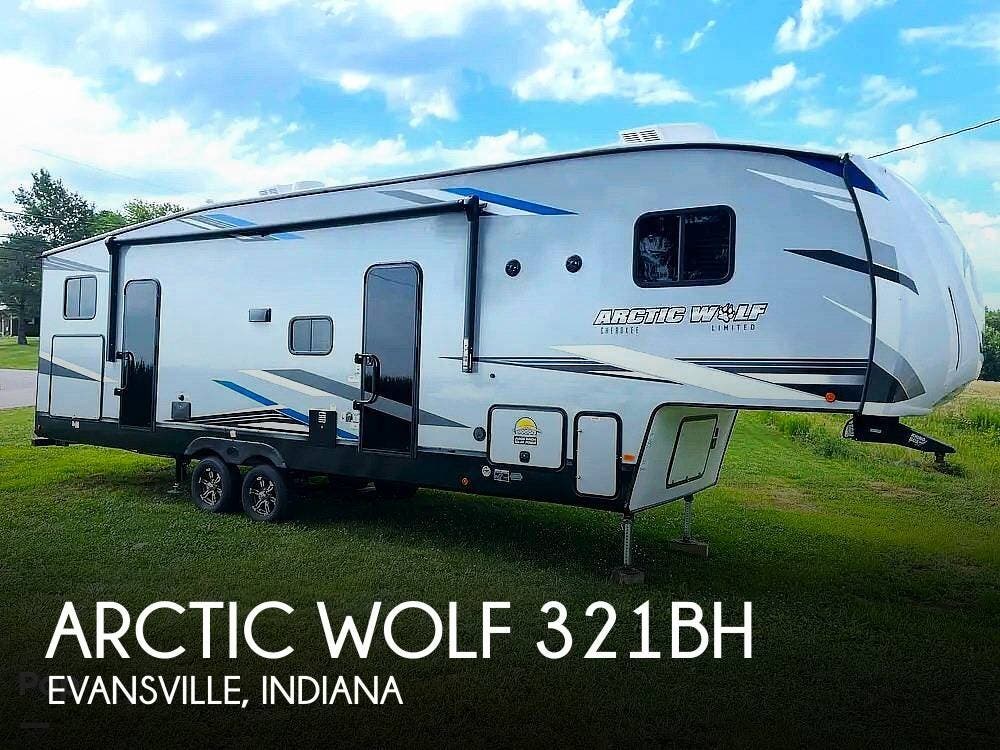 Used 2022 Cherokee  Arctic Wolf 321BH available in Evansville, Indiana