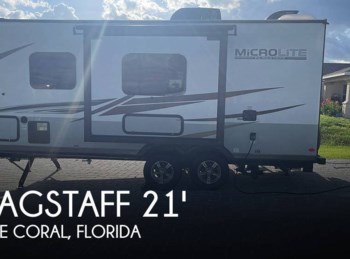 Used 2022 Forest River Flagstaff Micro Lite 21FBRS available in Cape Coral, Florida