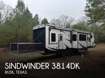 Used 2017 K-Z  Sindwinder 3814DK available in Rusk, Texas