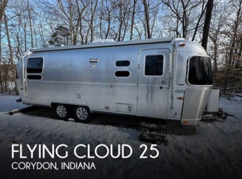 Used 2015 Airstream Flying Cloud 25 available in Corydon, Indiana