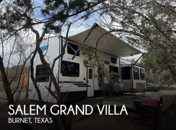 Used 2023 Forest River Salem Grand Villa 42FLDL available in Burnet, Texas