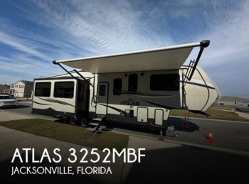 Used 2019 Dutchmen Atlas 3252MBF available in Jacksonville, Florida