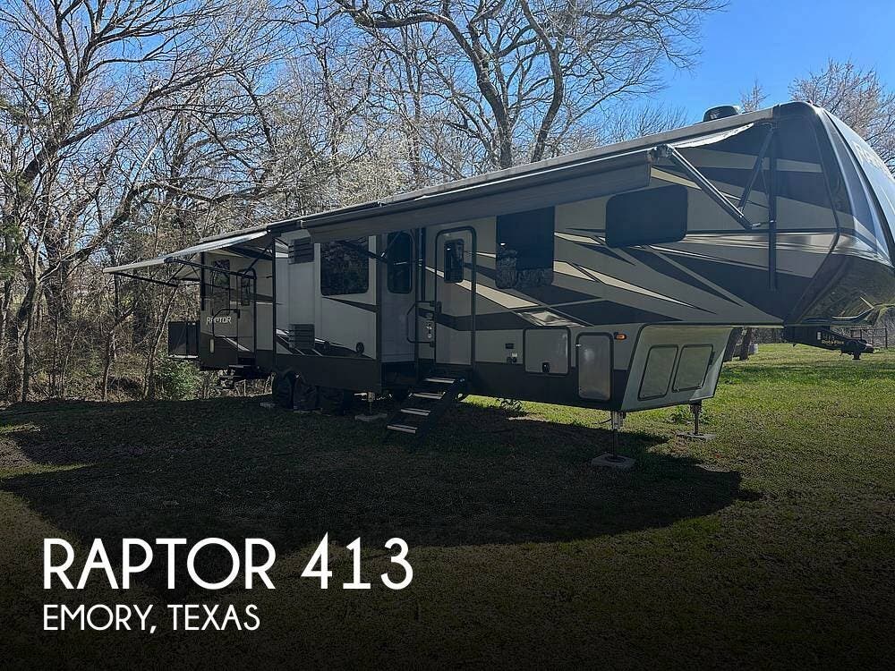 Used 2020 Keystone Raptor 413 available in Emory, Texas