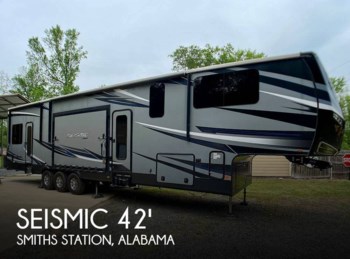 Used 2019 Jayco Seismic 4212 TOY HAULER SERIES available in Smiths Station, Alabama
