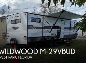 Used 2022 Forest River Wildwood M-29VBUD available in West Park, Florida