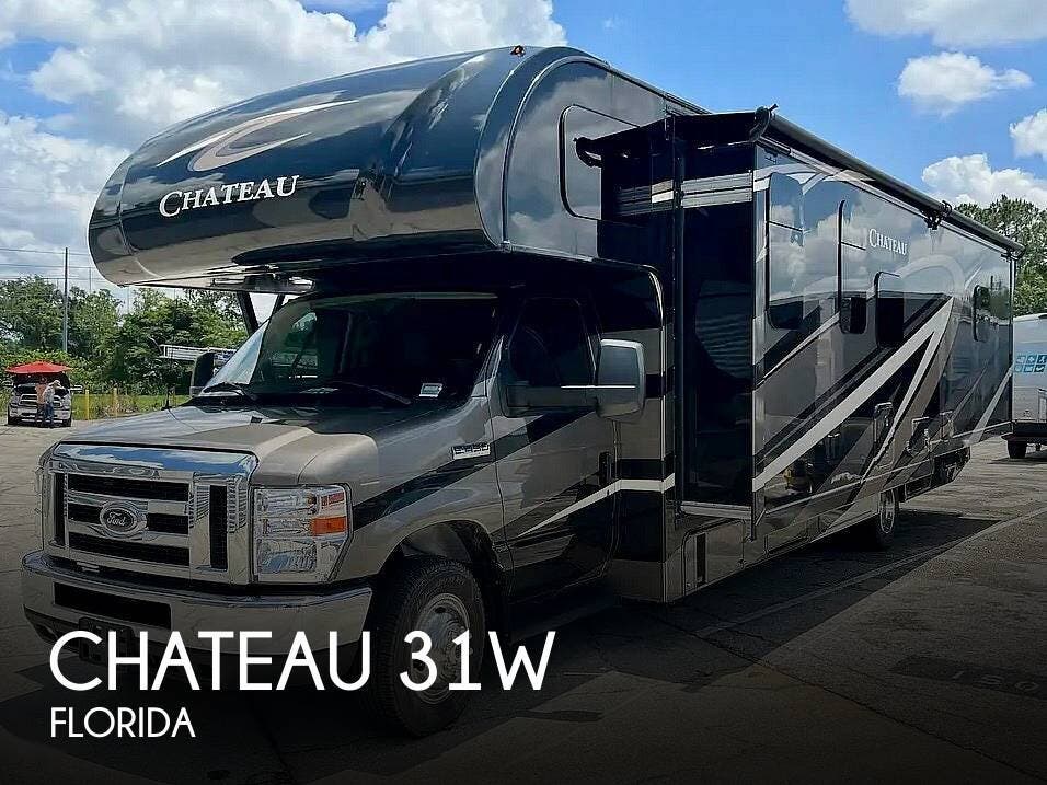 Used 2020 Thor Motor Coach Chateau 31W available in Sarasota, Florida