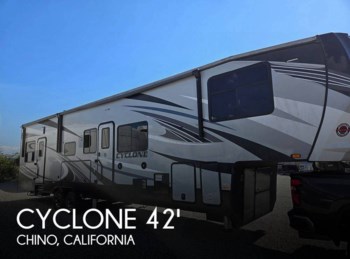 Used 2020 Heartland Cyclone Toy Hauler Series M-3713 available in Chino, California