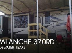 Used 2017 Keystone Avalanche 370rd available in Gladewater, Texas