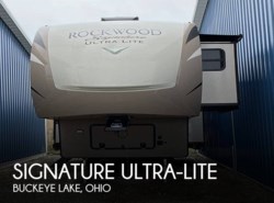 Used 2018 Rockwood Signature Ultra-Lite 8299BS available in Buckeye Lake, Ohio
