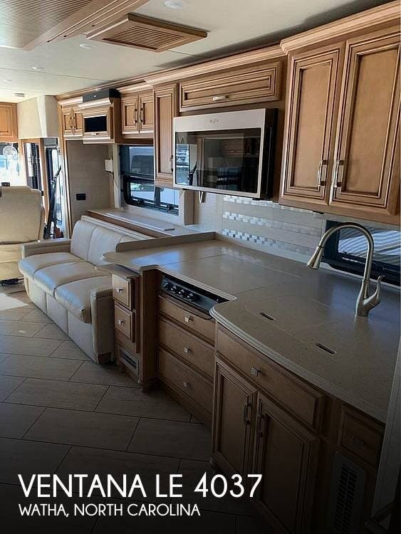 Used 2018 Newmar Ventana LE 4037 available in Watha, North Carolina