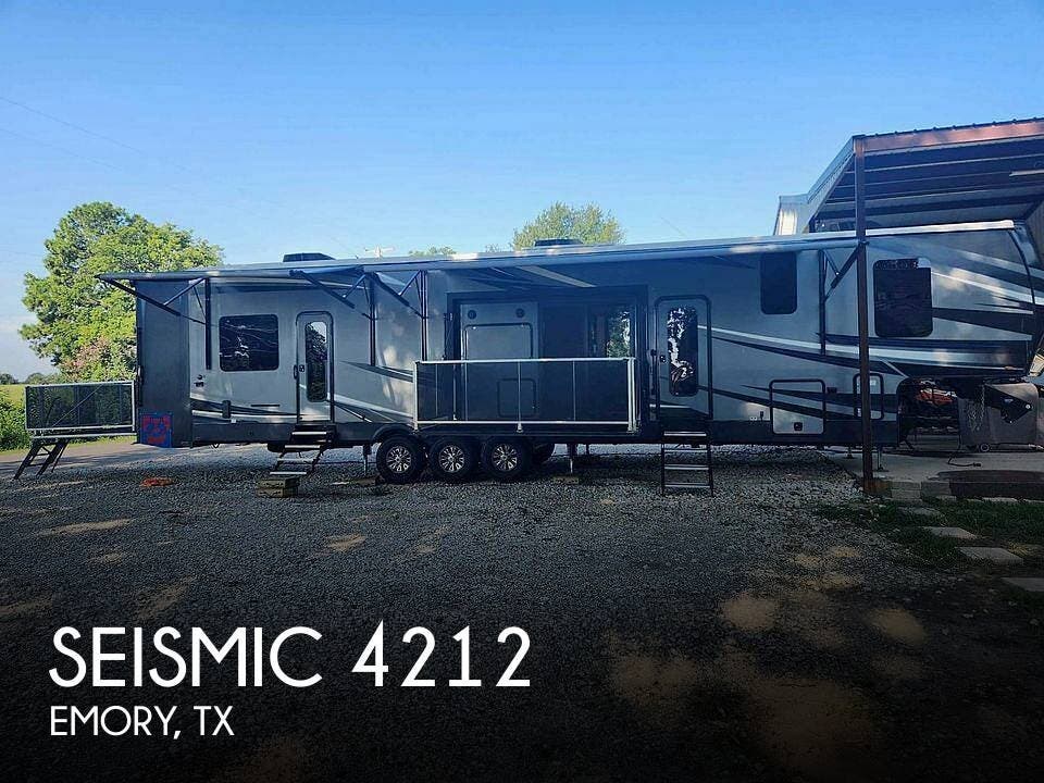 Used 2018 Jayco Seismic 4212 available in Emory, Texas