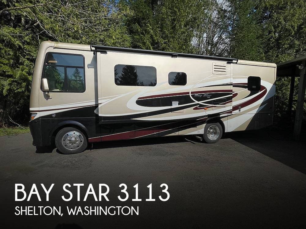 Used 2017 Newmar Bay Star 3113 available in Shelton, Washington