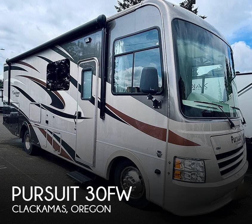 Used 2017 Coachmen Pursuit 30FW available in Clackamas, Oregon