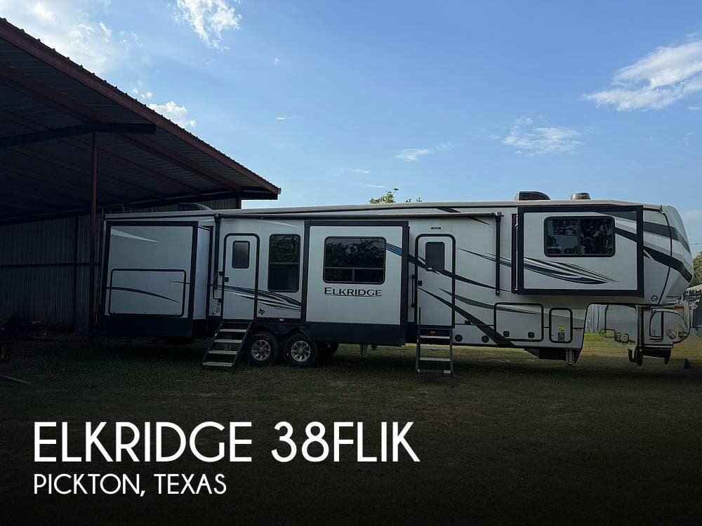 Used 2020 Heartland ElkRidge 38FLIK available in Pickton, Texas