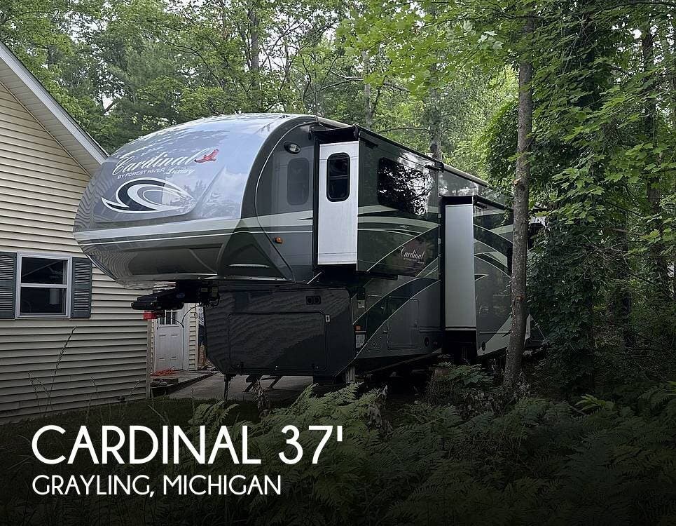 Used 2019 Forest River Cardinal Luxury 3700FLX available in Grayling, Michigan
