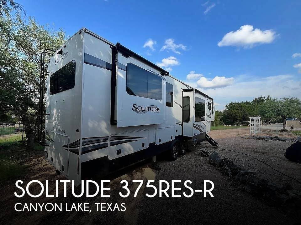 Used 2022 Grand Design Solitude 375RES-R available in Canyon Lake, Texas