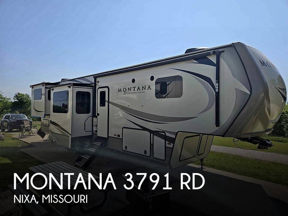 Used 2019 Keystone Montana 3791 rd available in Nixa, Missouri