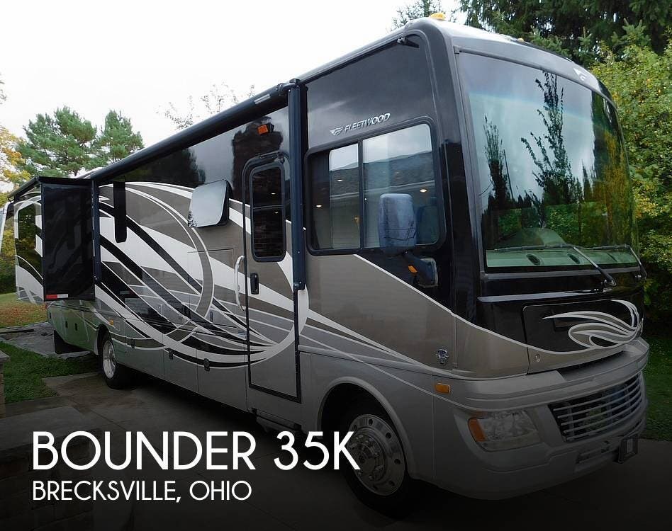 Used 2015 Fleetwood Bounder 35K available in Brecksville, Ohio