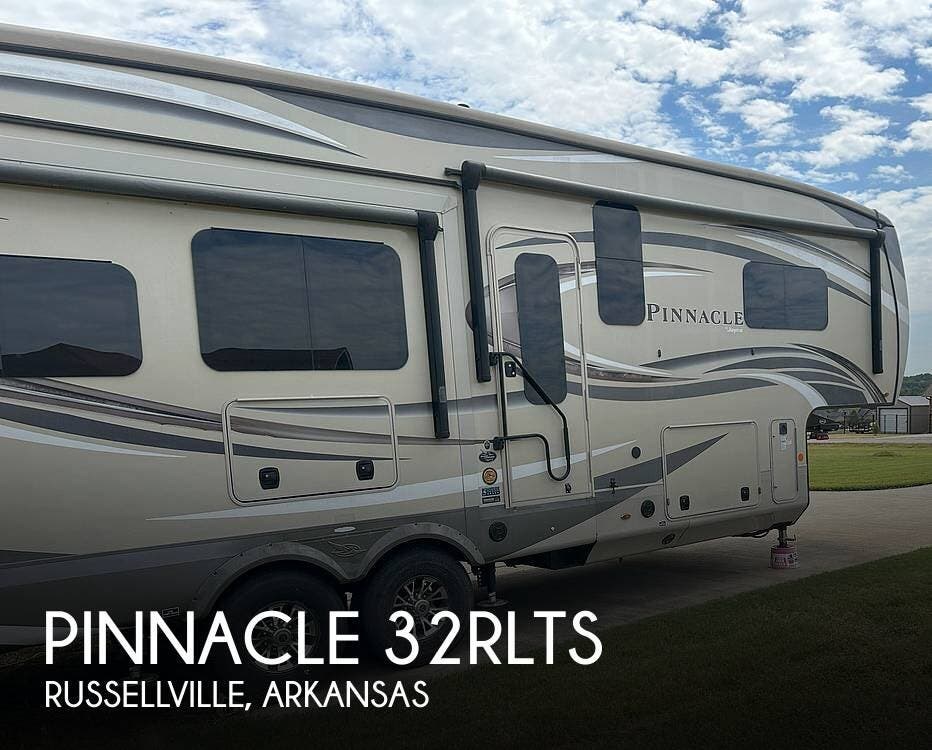 Used 2019 Jayco Pinnacle 32RLTS available in Russellville, Arkansas