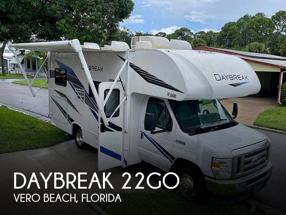 Used 2021 Thor Motor Coach Daybreak 22GO available in Vero Beach, Florida