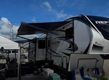 Used 2022 Grand Design Reflection 311BHS available in Miami, Florida