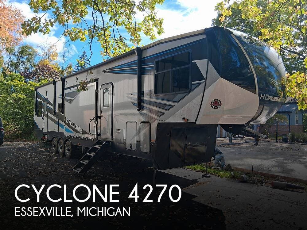Used 2022 Heartland Cyclone 4270 available in Essexville, Michigan