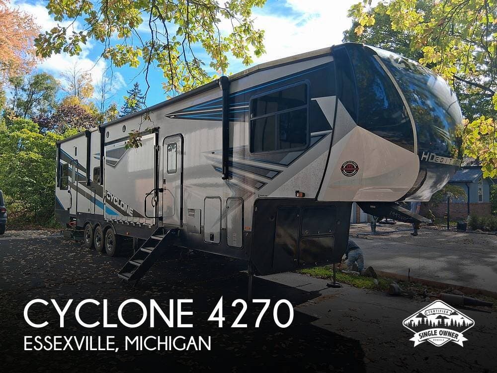 Used 2022 Heartland Cyclone 4270 available in Essexville, Michigan