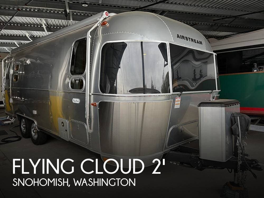Used 2022 Airstream Flying Cloud 25FB Twin available in Snohomish, Washington