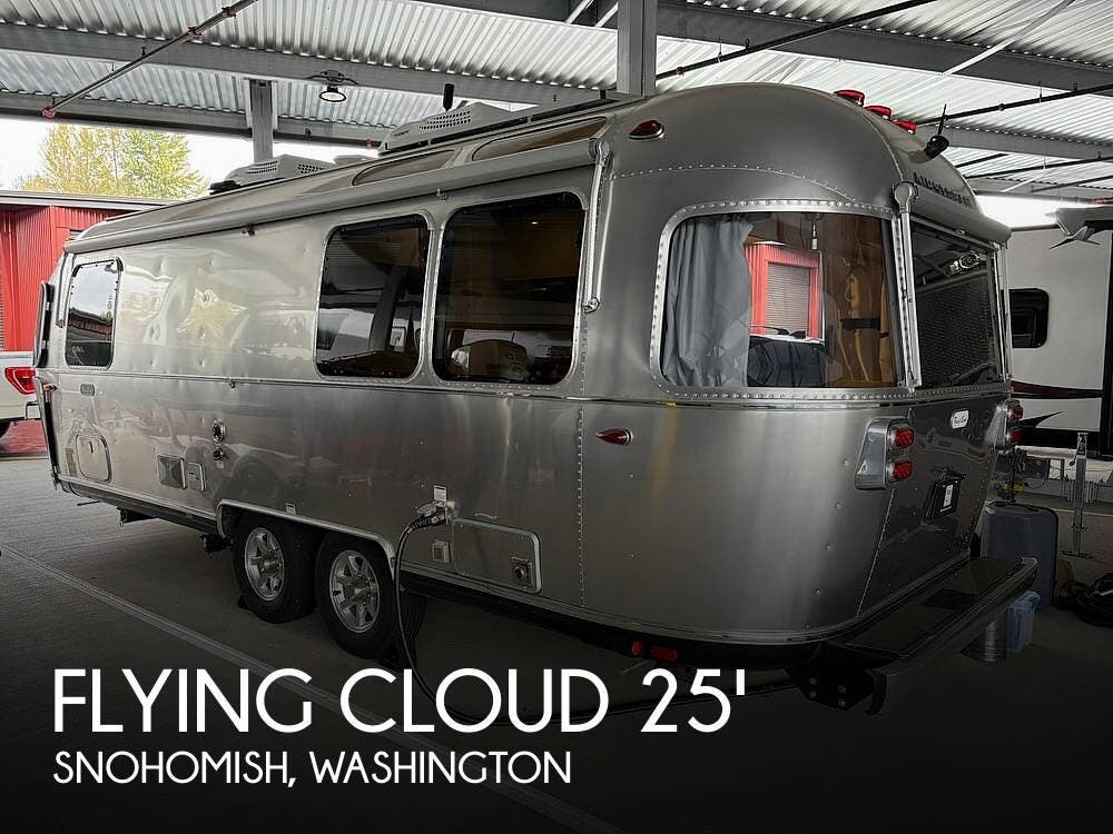 Used 2022 Airstream Flying Cloud 25FB Twin available in Snohomish, Washington