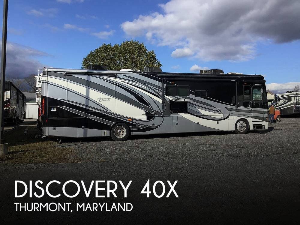 Used 2012 Fleetwood Discovery 40X available in Thurmont, Maryland