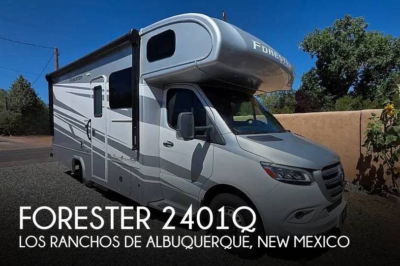 Used 2020  Forest River Forester 2401Q by Forest River from Pop RVs in Los Ranchos De Albuquerque, NM