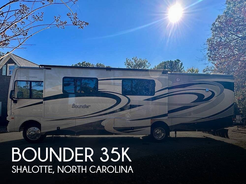 Used 2014 Fleetwood Bounder 35K available in Shalotte, North Carolina