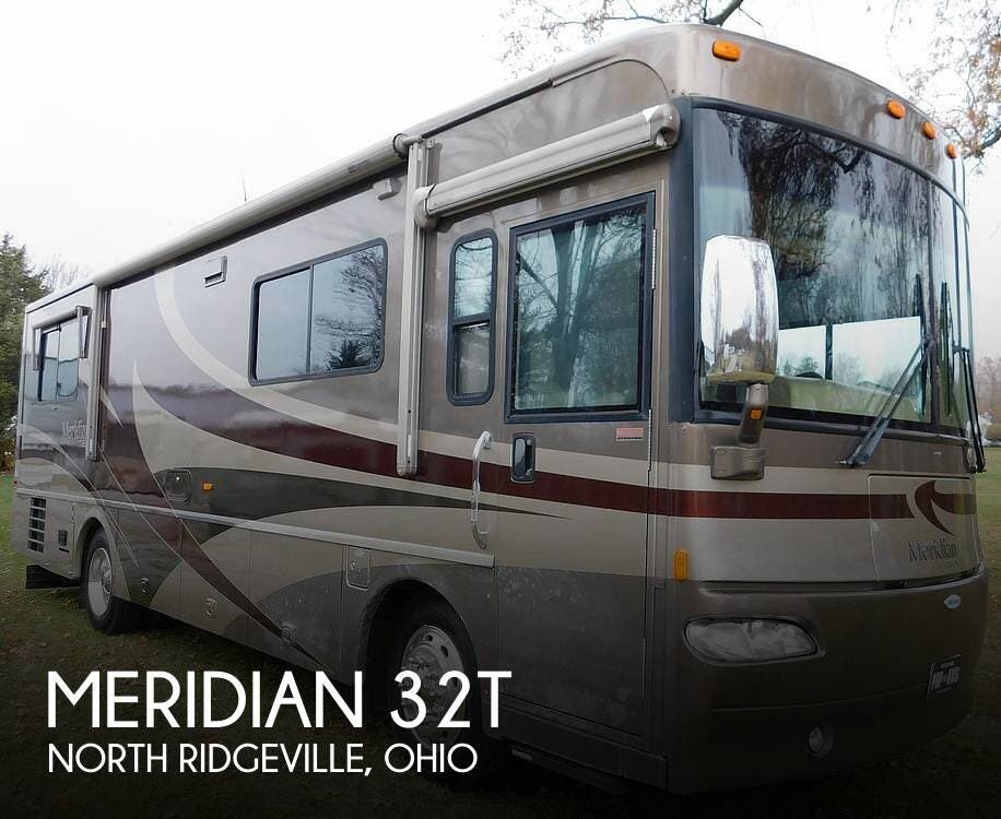 Used 2006 Itasca Meridian 32T available in North Ridgeville, Ohio